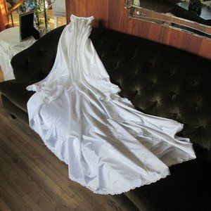 Wedding Dress Train